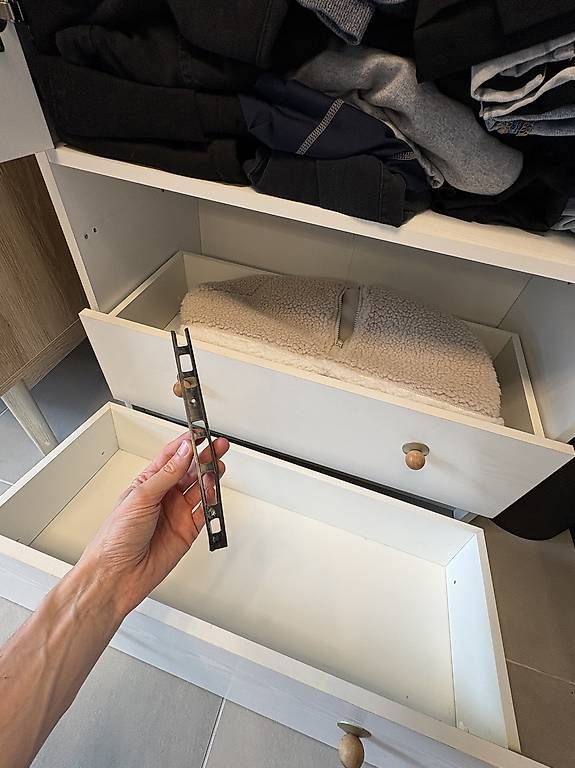 Schränke: Armoire blanche – Gebraucht aus Conthey von arn_bv7m 2