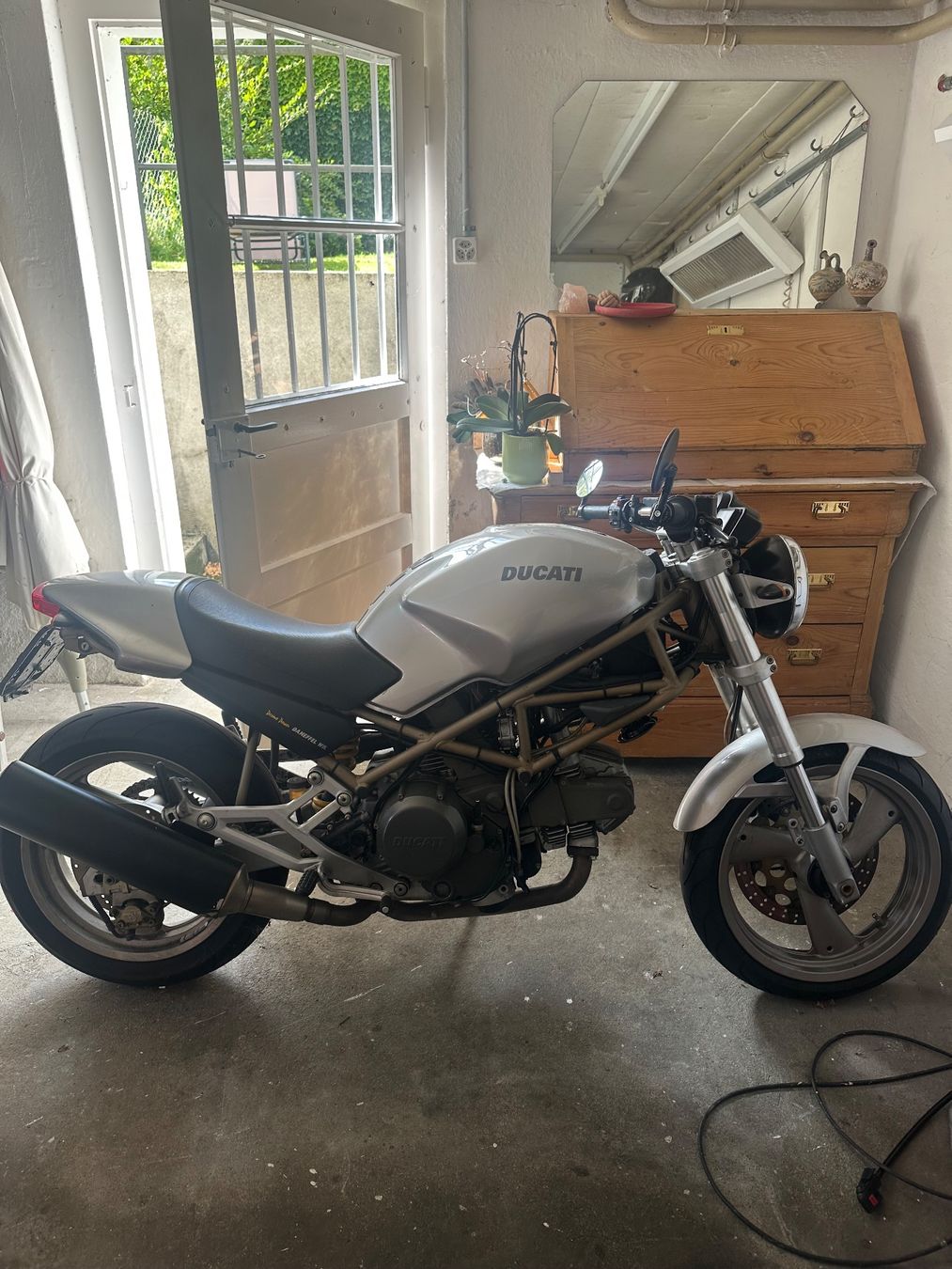 Strada: Ducati Monster 600 – Usato da Zürich venduto da leo_t9wb