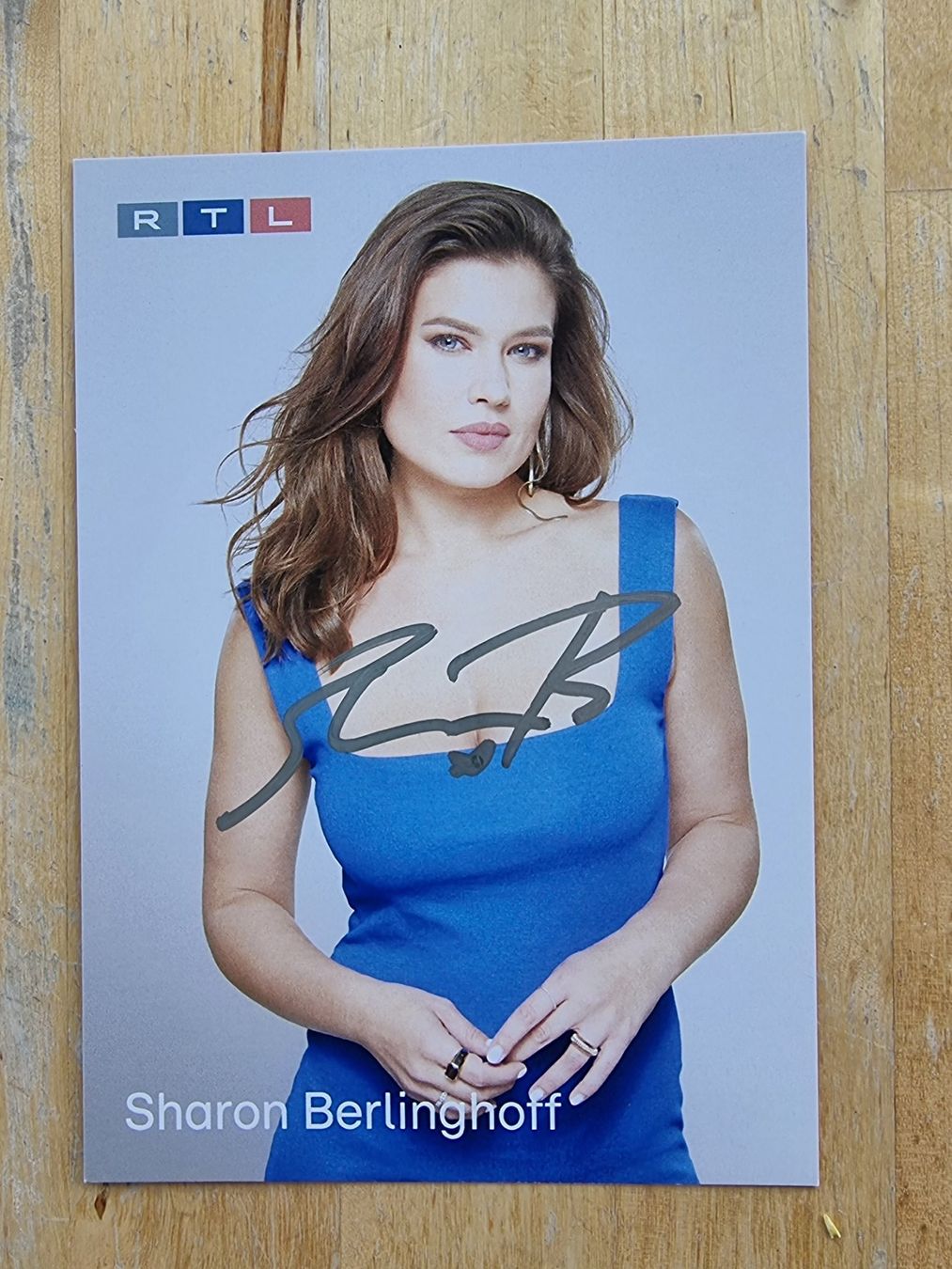 Autografi: Sharon Berlinghoff (Unter uns) Originalautogramm – Usato da Winterthur venduto da Christinakim