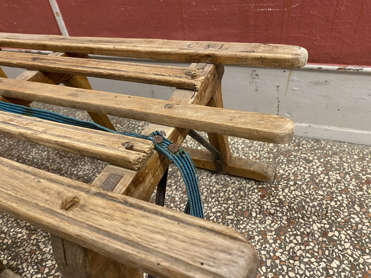 Slitta: Nostalgischer Holzschlitten, Retro Schlittelspass- Deko – Difettoso da St.Gallen venduto da kingsamas 2
