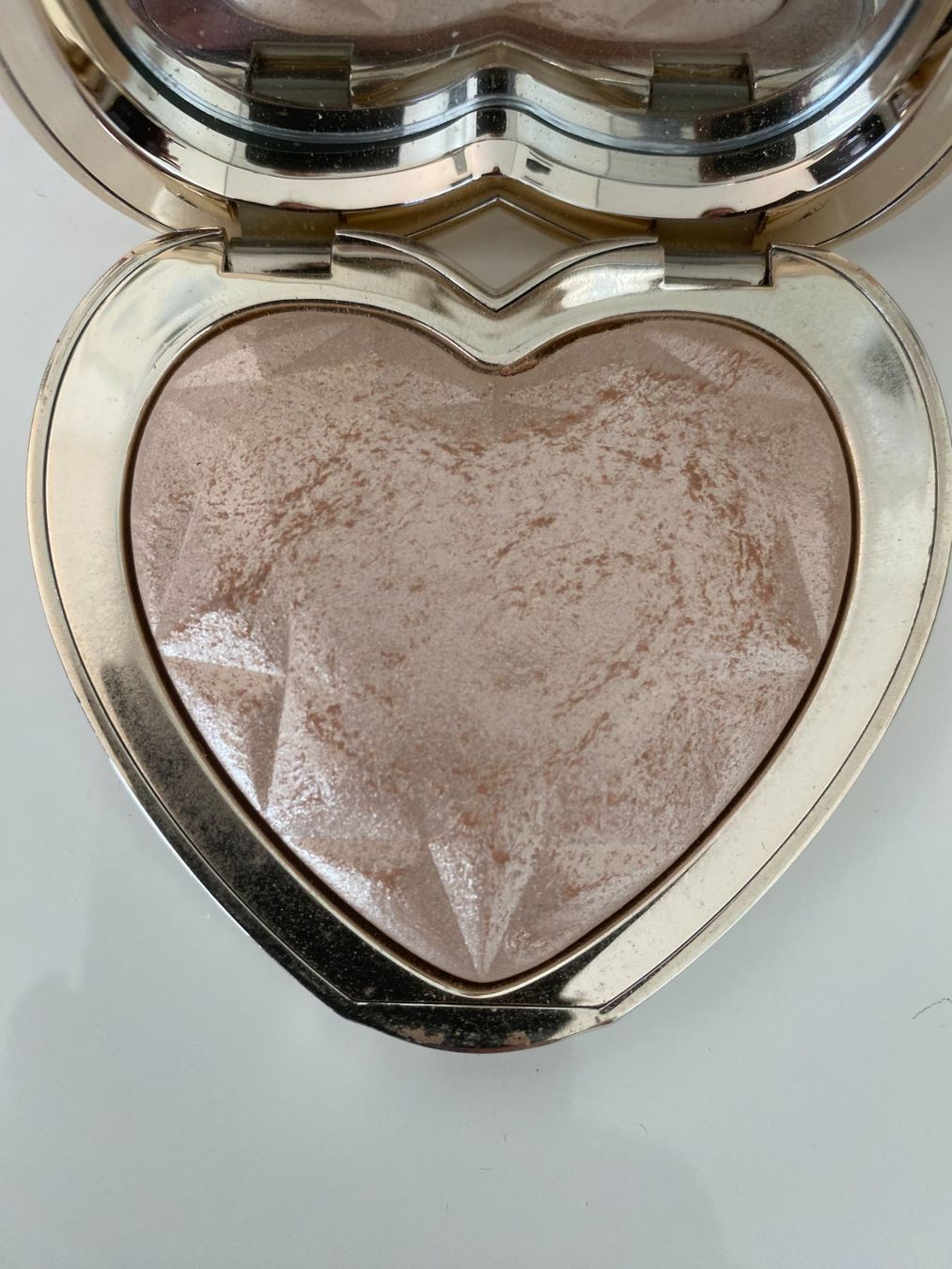Make-up: Too Faced Love Light Prismatic Highlighter Blinded by Light – Usato da Horn venduto da Mada72 3