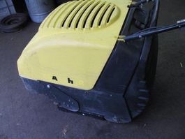 Kehrmaschine, Handkehrmaschine Kärcher KSM 750, Putzmaschine