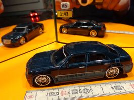 Chrysler 300C Hemi  1:43 (ohne Box) Maisto  > (H5)