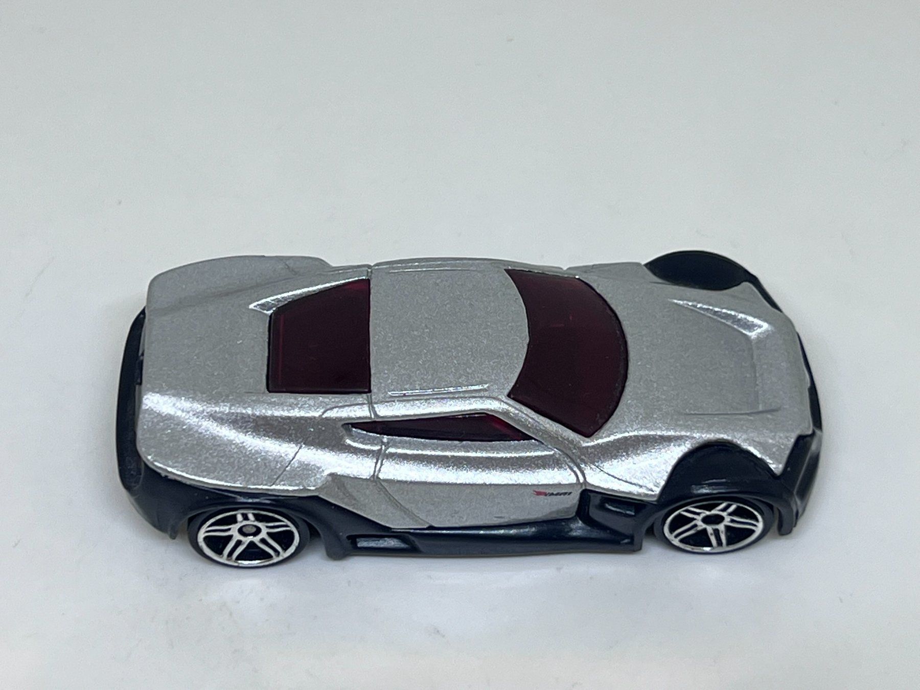 Hot Wheels Modellautos: Hot Wheels Symbolic #571 – Gebraucht aus Wildegg von LaaBoutique 1