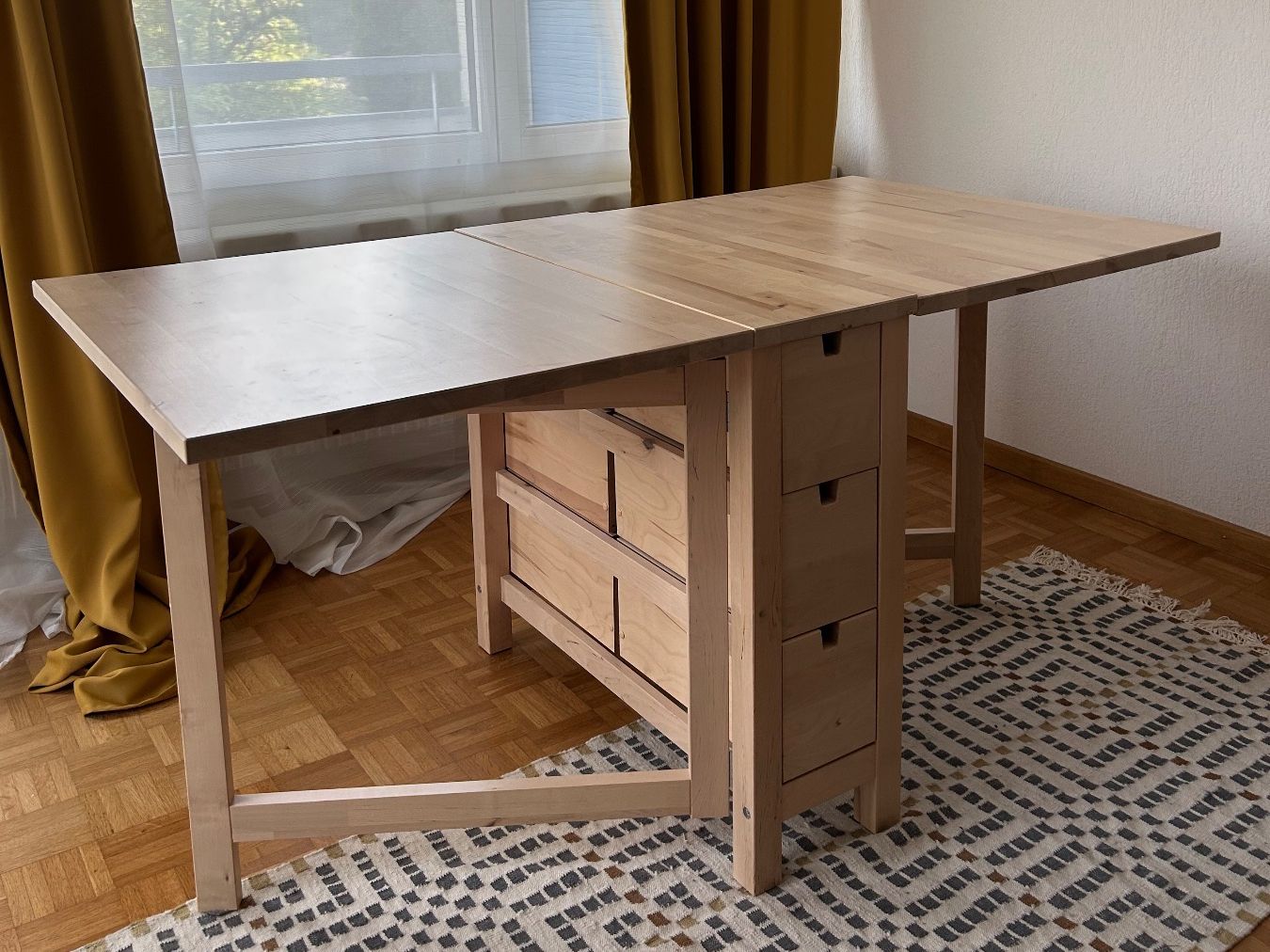 Ikea Tables: Foldable Norden Table with 2 chairs – D'occasion à Oberglatt ZH par nat_5gjp