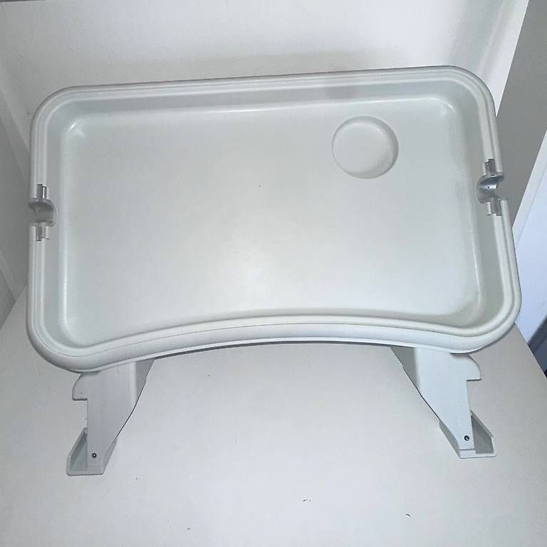 Chaises hautes: Hauck Hochstuhltablett – D'occasion à Murzelen par Dextramcerebri 2