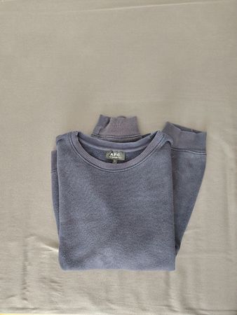 Sweater APC