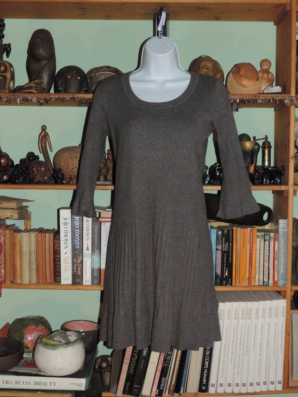 Vestiti: robe grise avec sac – Usato da Genève venduto da Axelle333 2