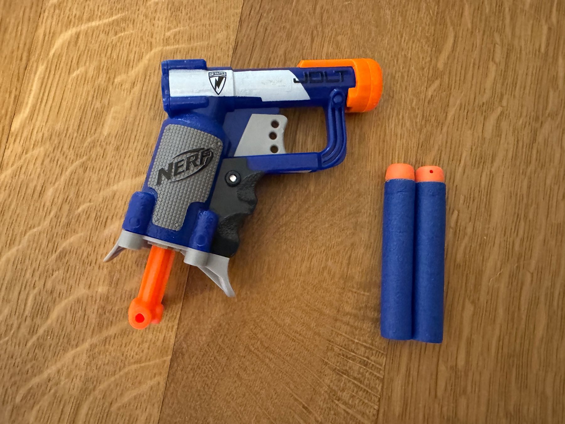 Nerf Jouets: Nerf Jolt mit 2 Darts – D'occasion à Belp par Kevin.02