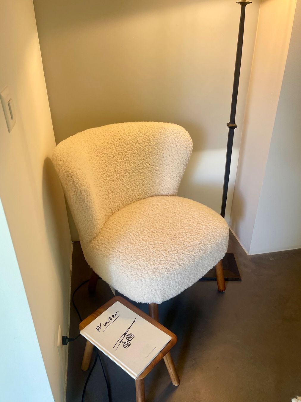 Sessel: Sessel Bouclé, hellbeige – Gebraucht aus Zürich von tidbit33 1