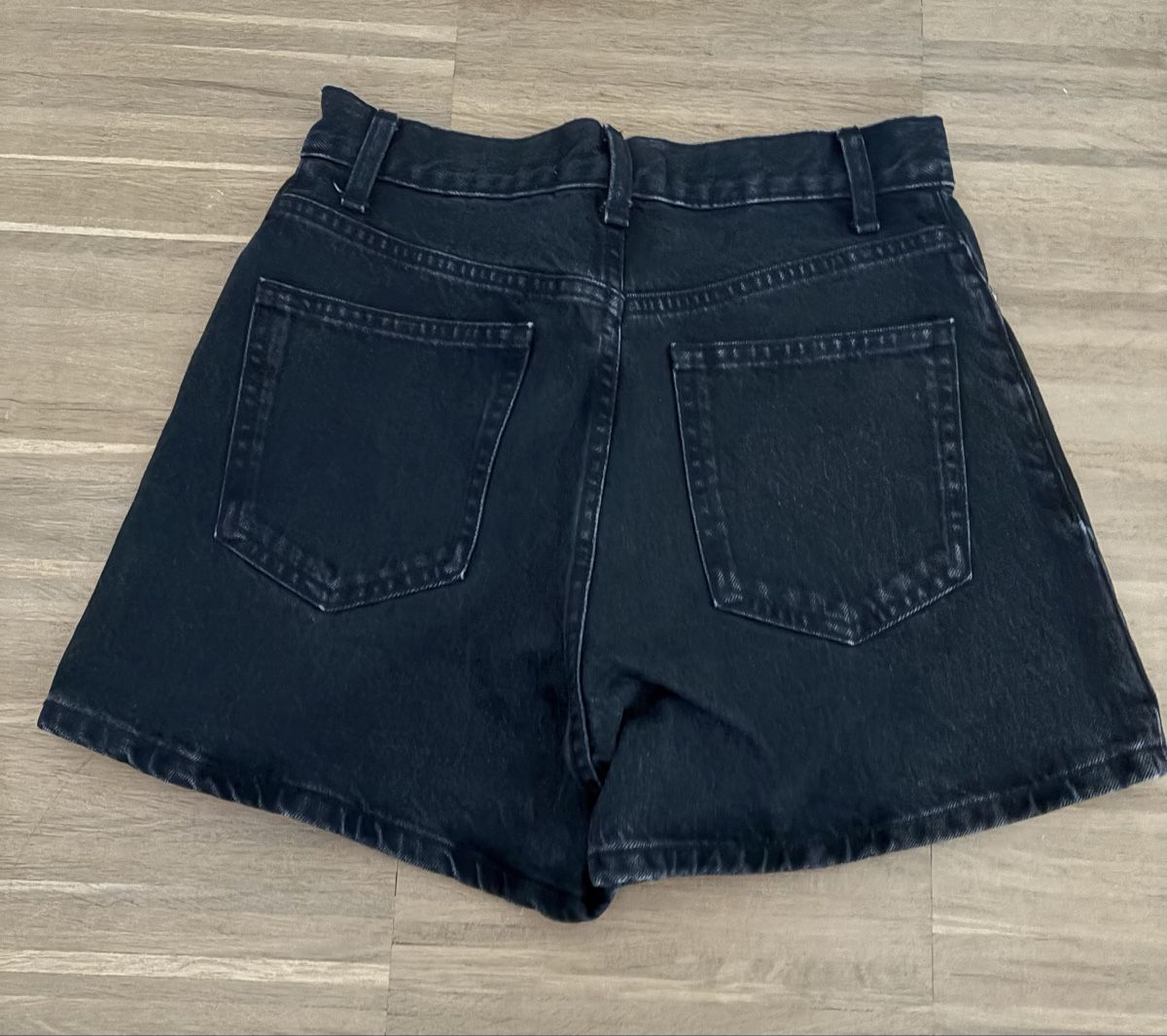 Mango Jeans: MNG Jeans Shorts, Schwarz – Nuovo (secondo la descrizione) da Embrach venduto da ale_v5qn 2