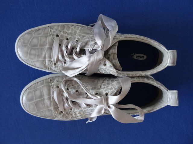 Chaussures femmes: Sneaker Turnschuh Freizeitschuh Schuh Gr. 39 – D'occasion à Bazenheid par Aebi55 1