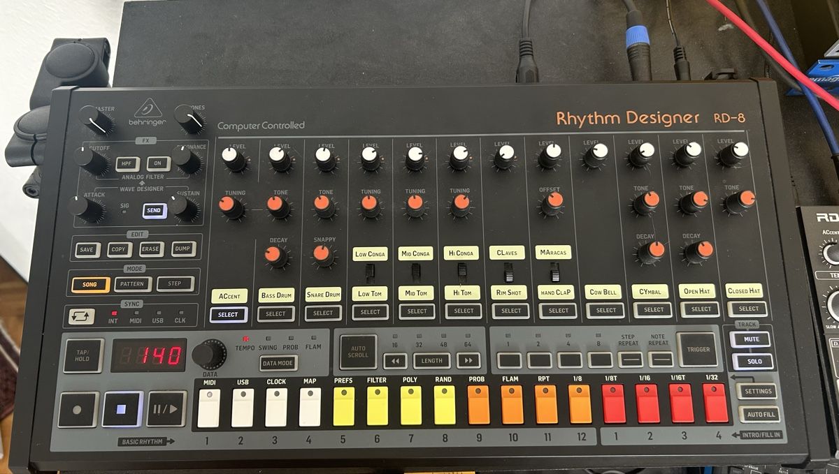 Behringer Strumenti musicali: Behringer RD-8 MK 1 – Usato da Zürich venduto da str_98p2