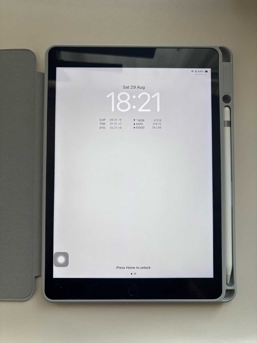 Apple Tablet PC: iPad 9. Gen 64 GB mit Apple Pencil – Usato da Zürich venduto da mme95