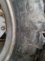 2Traktorreifen 13.6 R38 inklusive Felge gebraucht