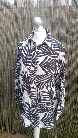 Chemisier écru motifs noirs H&M, taille M/L, NEUF