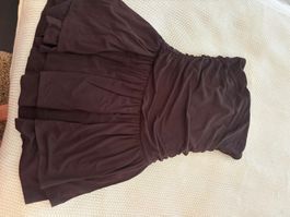 Trägerloses Kleid. Woman.