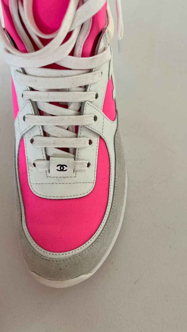 Chanel Damenschuhe: Turnschuhe – Neu (gemäss Beschreibung) aus Uetikon am See von jan_bx6p 2