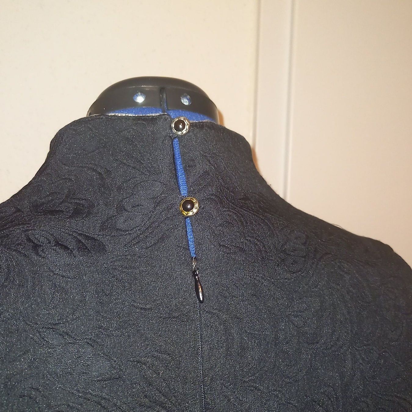 Vestiti: Schwarzes edles Kleid – Usato da Winterthur venduto da Irena70 4