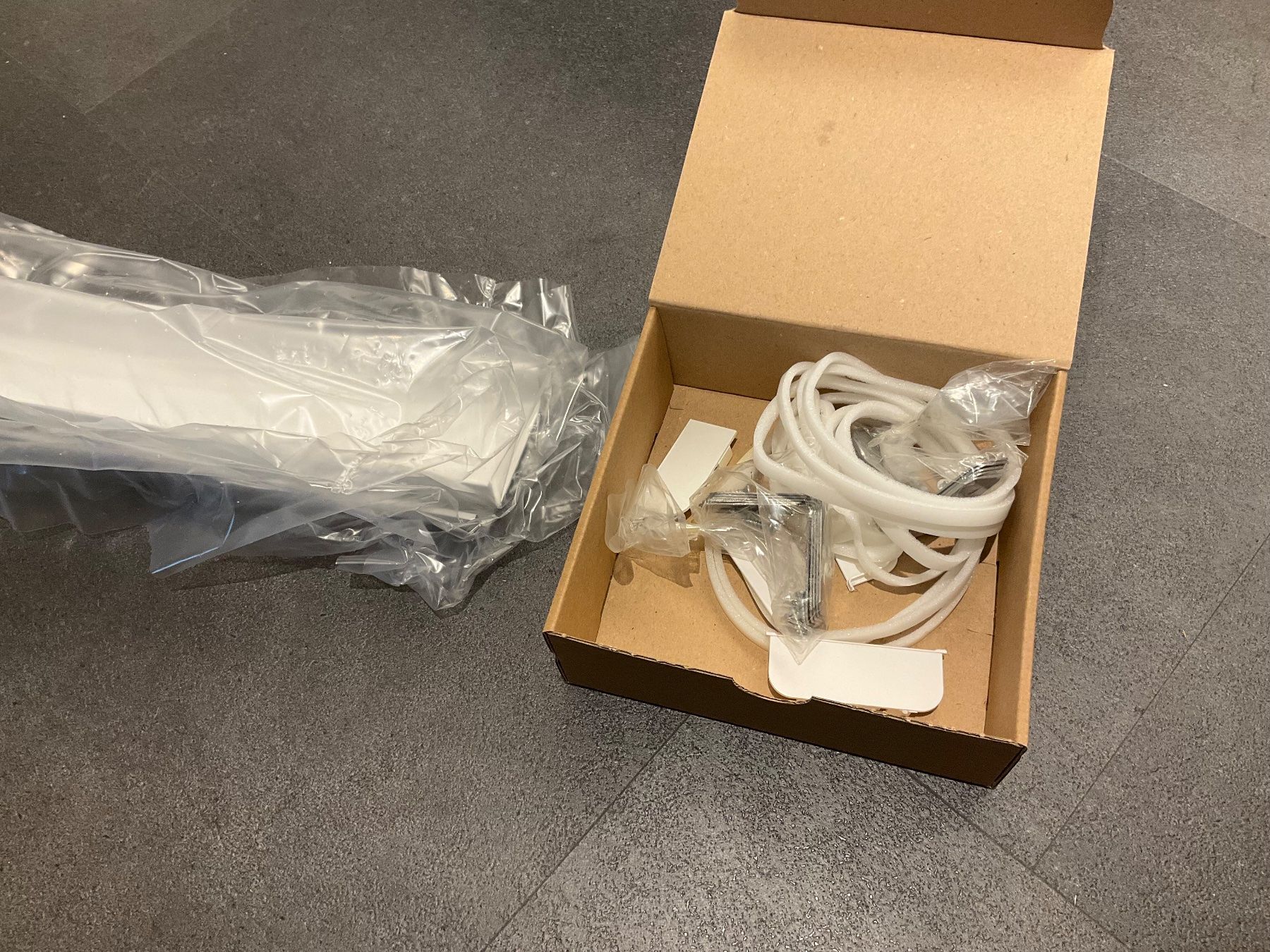 Mobili per bagno: 078 Badmöbel, weiss, Holzabdeckung, 151cm – Nuovo (secondo la descrizione) da Derendingen venduto da Meisterstuecke 6