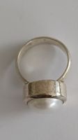 Silberschmuck Ring mit Perle, gut erhalten, elegant