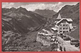 Klausen Passhöhe mit Saurer Postauto - ca. 1945