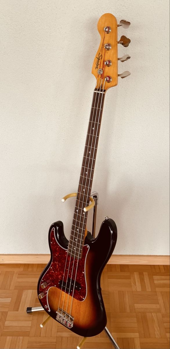 Squier Strumenti musicali: Fender Squier Precision Bass Lefthand – Usato da Jonen venduto da Wal1122