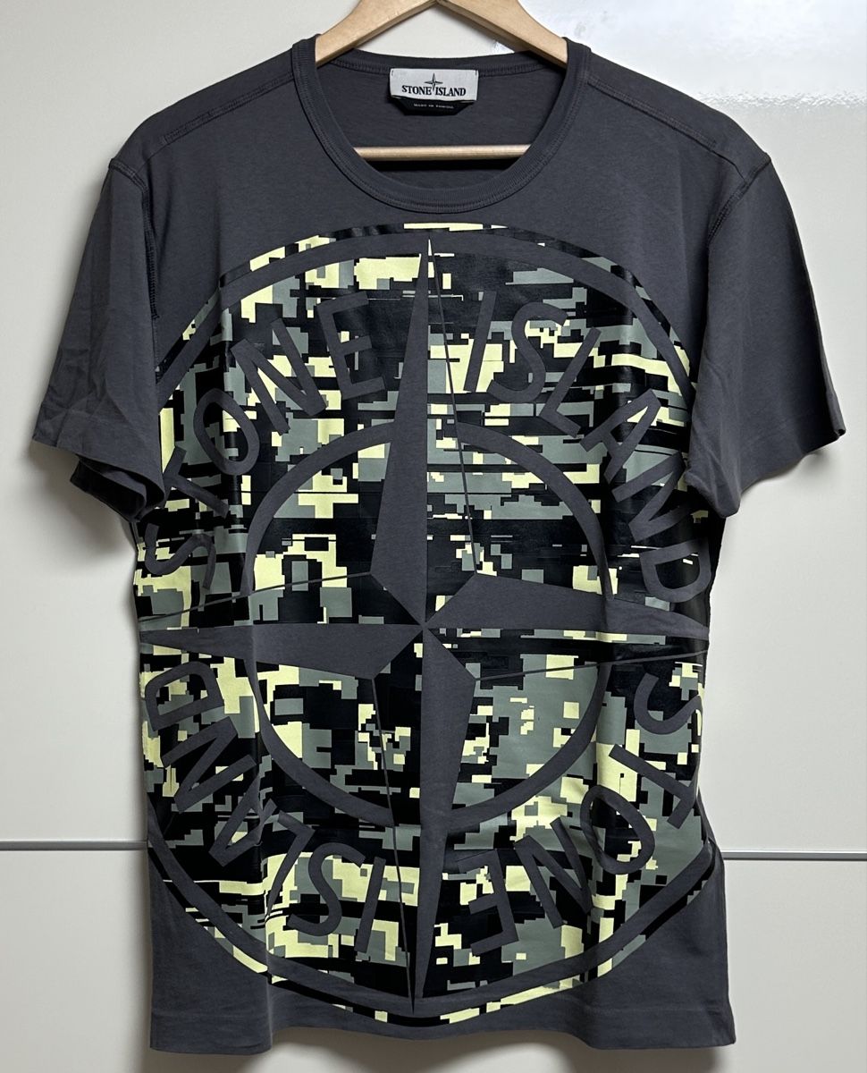 Stone Island T-shirts: Stone Island tshirt G M – D'occasion à Maienfeld par tobeyl2020