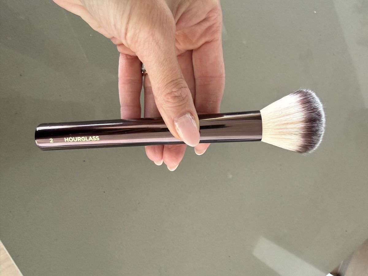 Sephora Make-up: Make-up Pinsel HOURGLASS No 2  – Usato da Ottenbach venduto da Suni_82