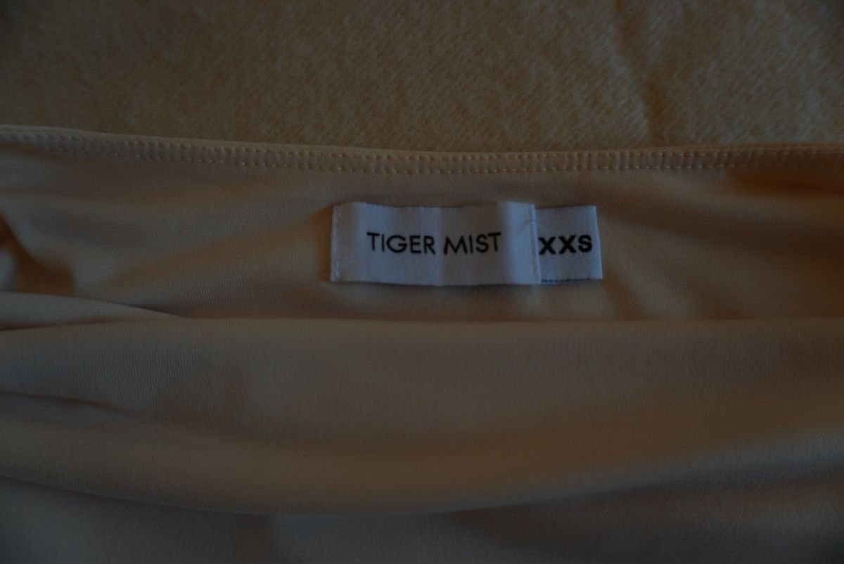 Vestiti: Tiger Mist open back maxi dress – Nuovo (secondo la descrizione) da Aigle venduto da 029_mbn 3