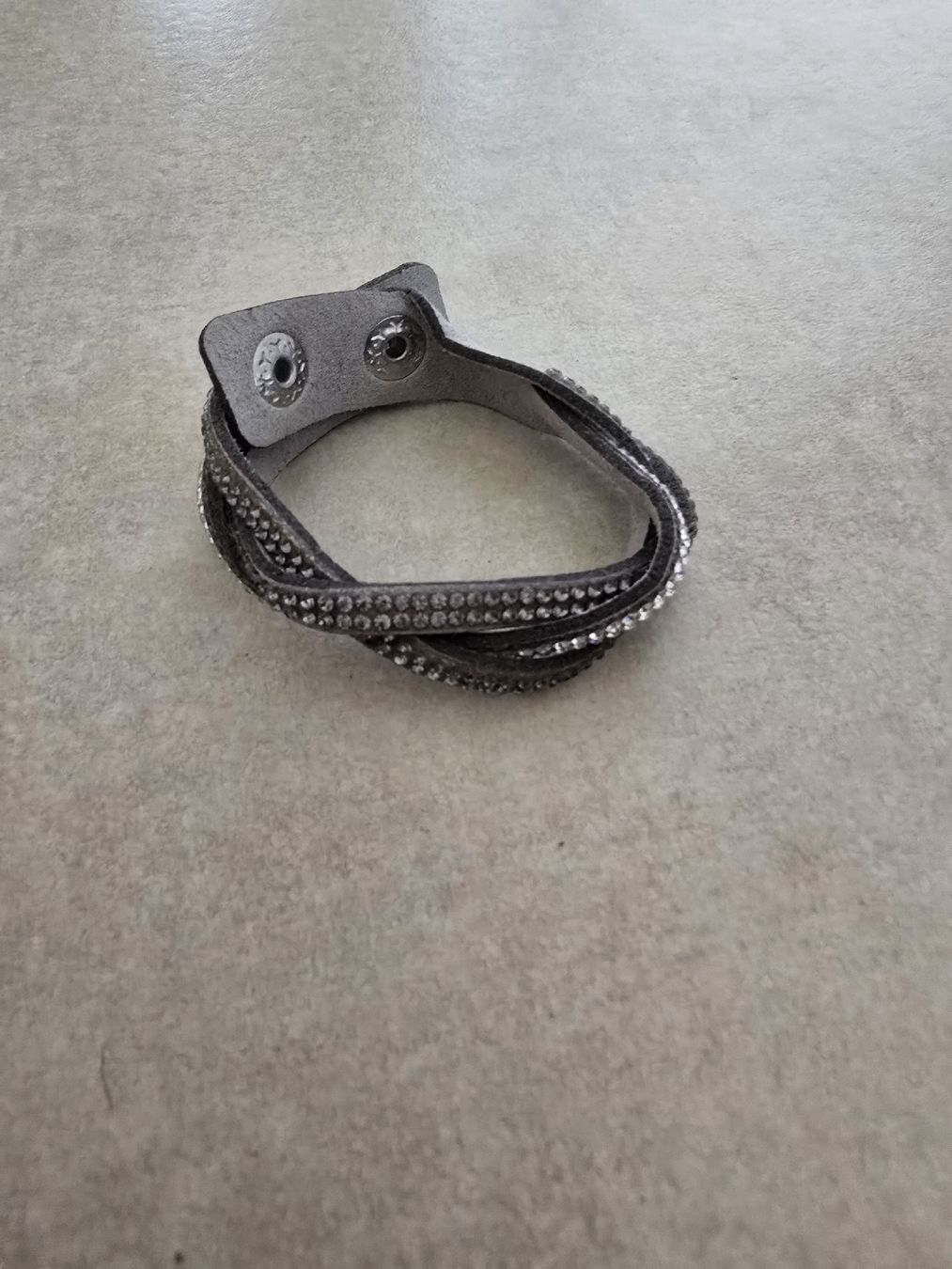 Armbänder & -reifen: Armband mit Strass – Neu (gemäss Beschreibung) aus Rickenbach b. Wil von Beautiful.Things