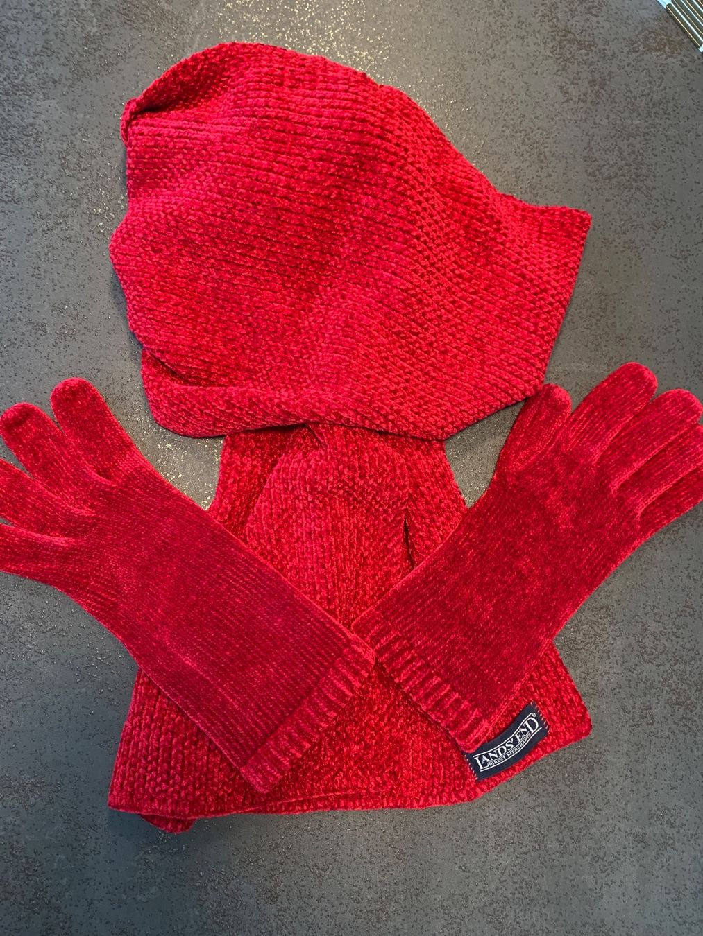 Handschuhe & Handstulpen: Schal & Handschuhe Set *TOP* – Gebraucht aus Tann von Jule_1000 1