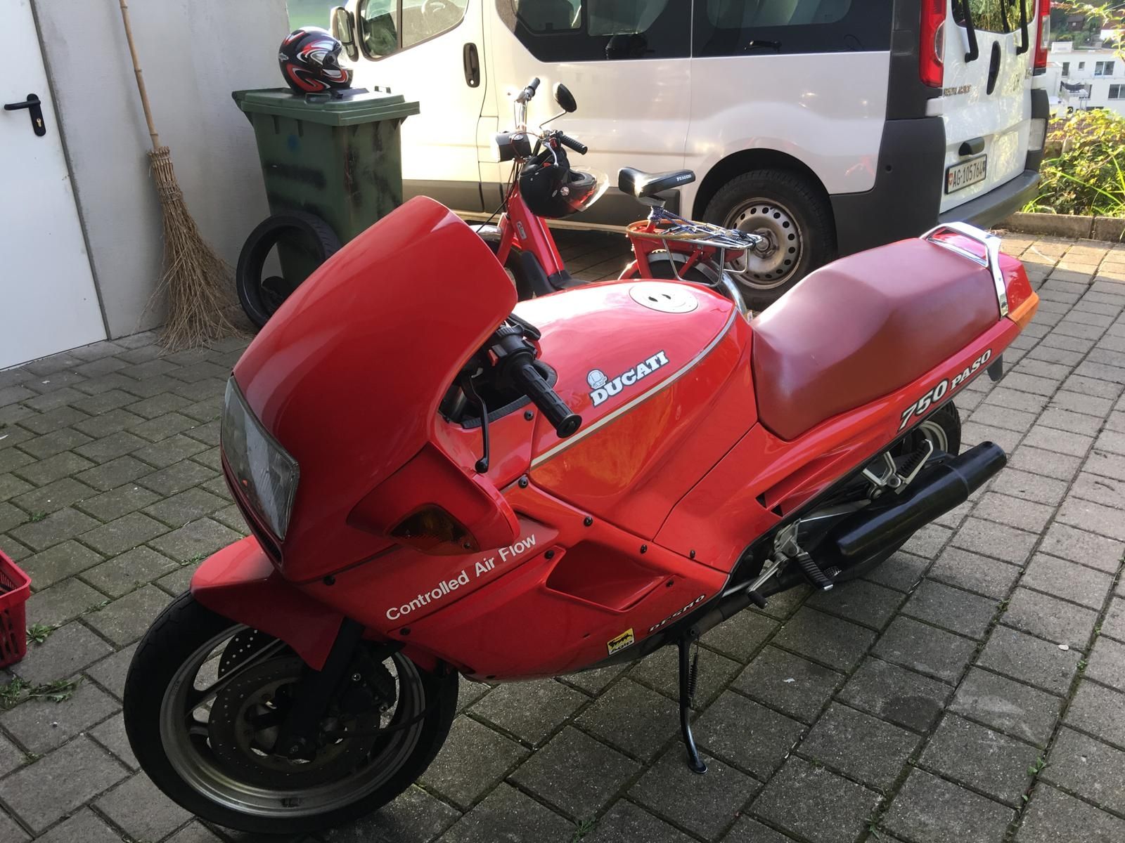 Ducati Strada: Ducati Paso 750 – Usato da Gränichen venduto da nicolo62