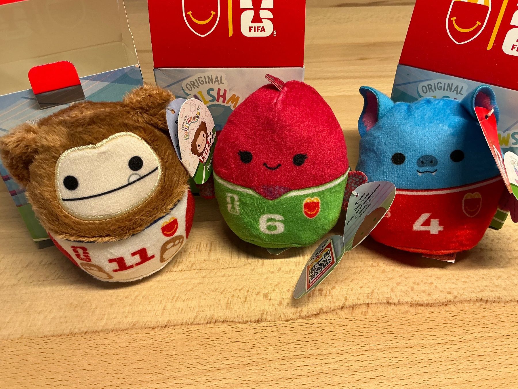 Squishmallows Jouets: Fifa Squishmallows von Mc Donalds – Neuf avec emballage d'origine à Sarmenstorf par Snail83 1