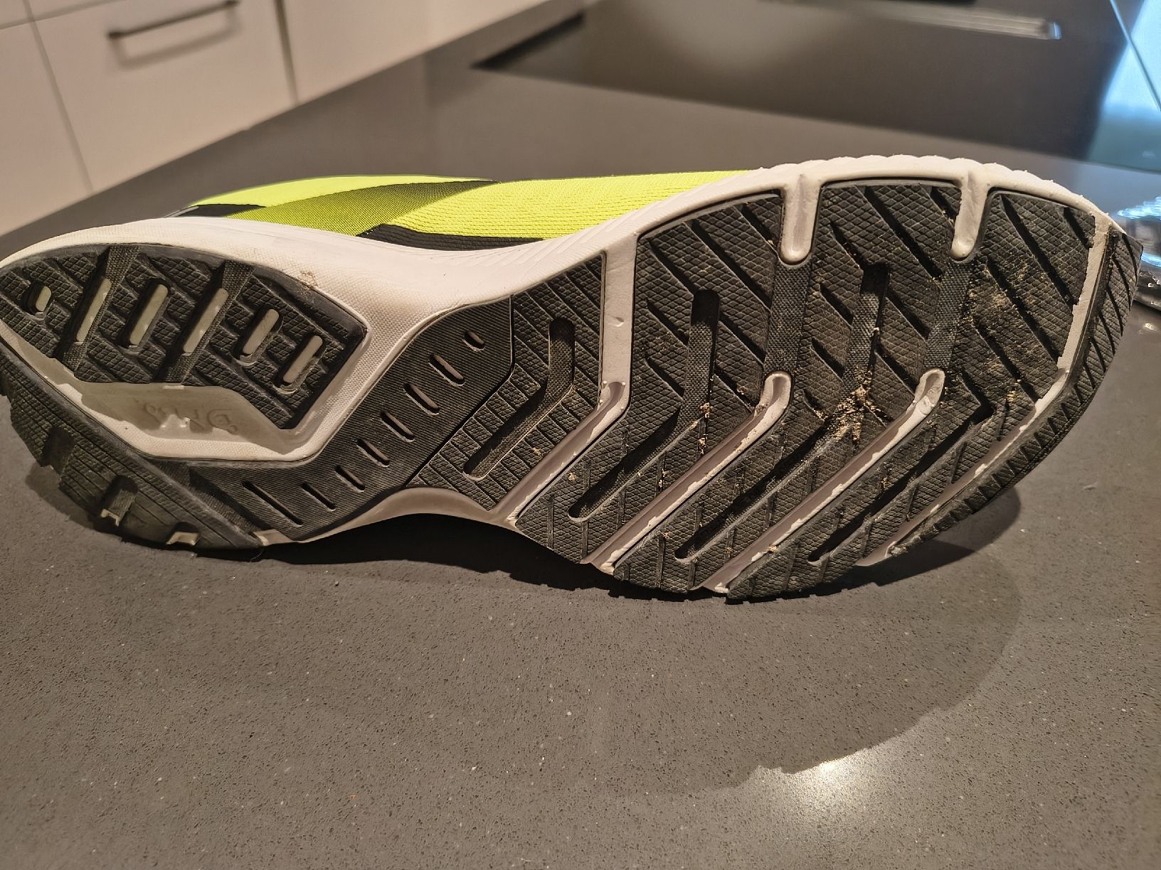 Brooks Scarpe da uomo: Brooks Laufschuhe Gr.46 – Usato da Dietwil venduto da stu_7zbx 2