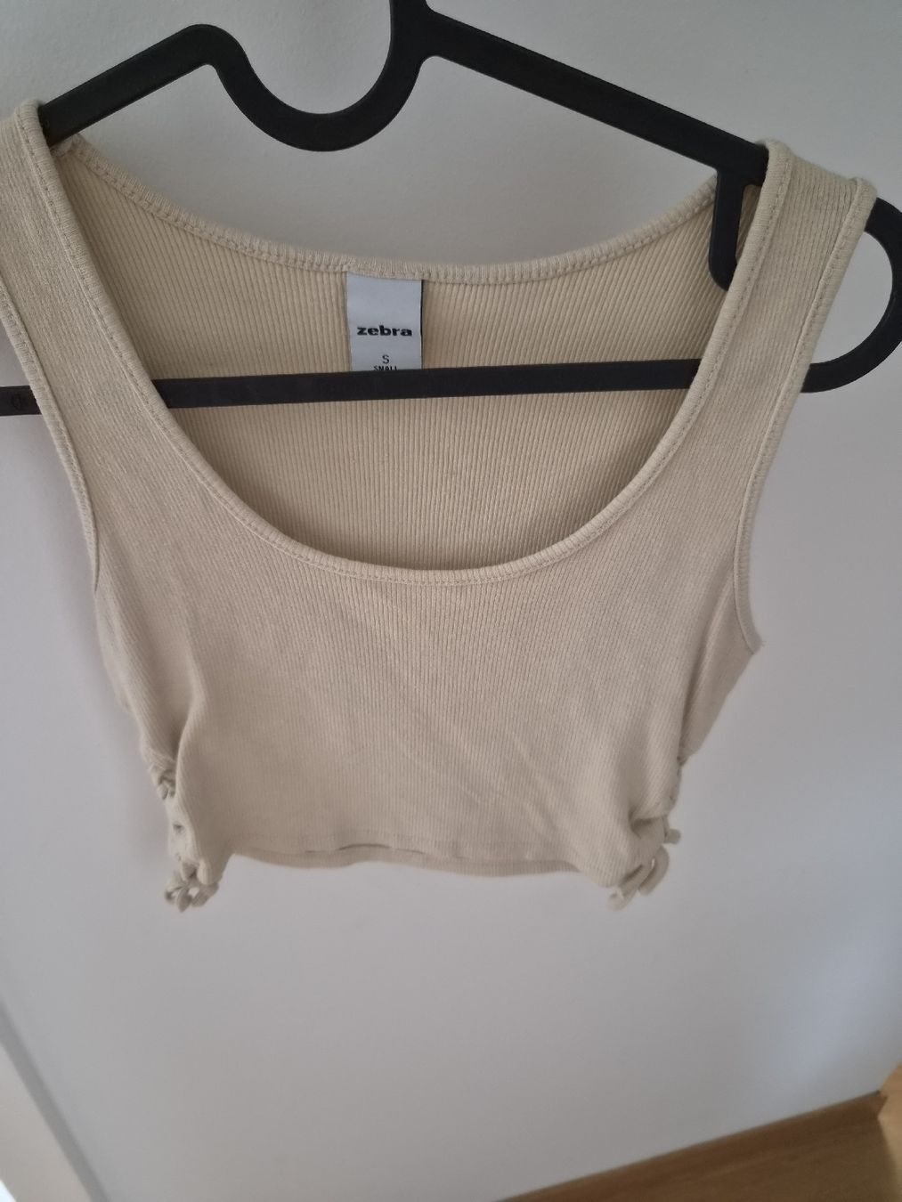Zebra Tops: Zebra Crop Top beige gerippt  – Gebraucht aus Altstätten SG von melii._.98