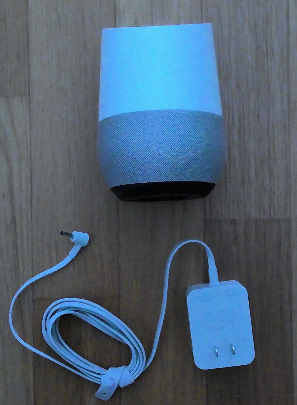 Google Lautsprecher: Home - voice-activated speaker by Google – Gebraucht aus Brugg AG von uuurmel 4