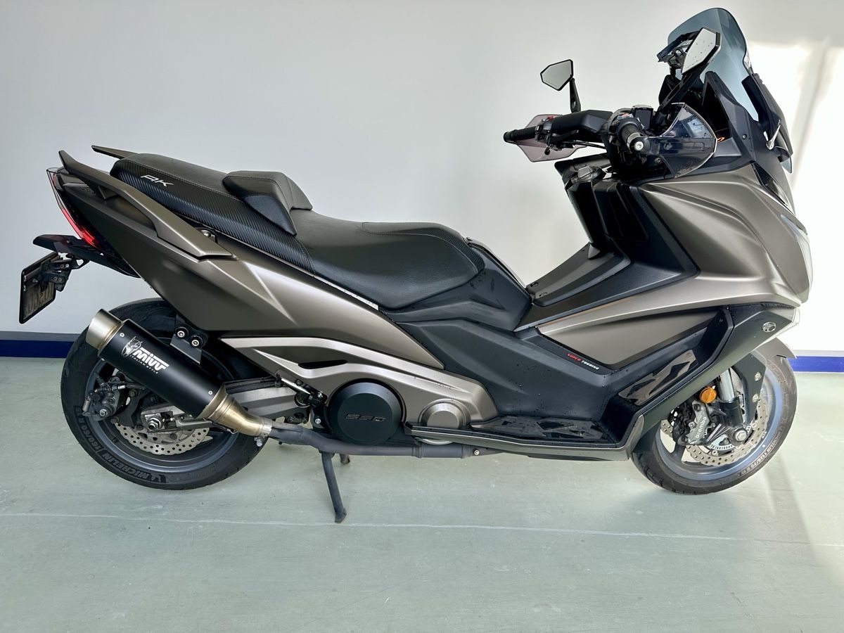 Kymco Scooter: Kymco AK550 35kw,2021-10100km – Usato da Genève venduto da Tom6