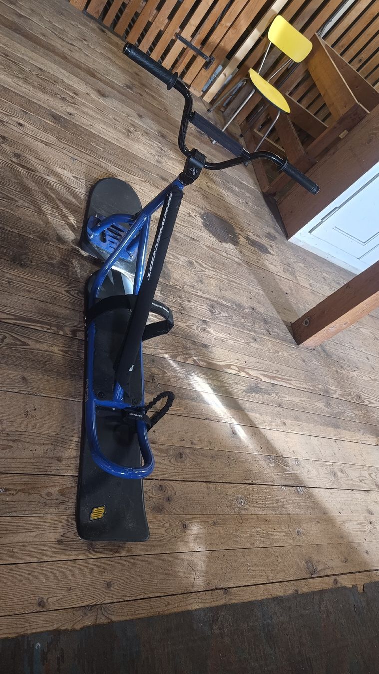 Sonstige: Snowscoot marque Jykk – Gebraucht aus Tramelan von ken_79rx 1