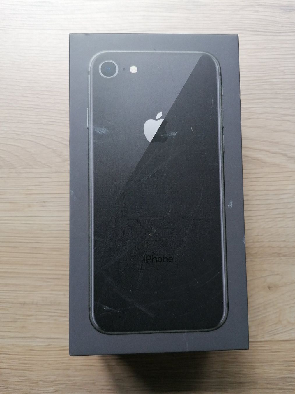 Apple Telefoni cellulari / Smartphones: Apple iPhone 8 mit 64 GB – Nuovo e nell'imballaggio originale da Steinhausen venduto da and_6rw8 2
