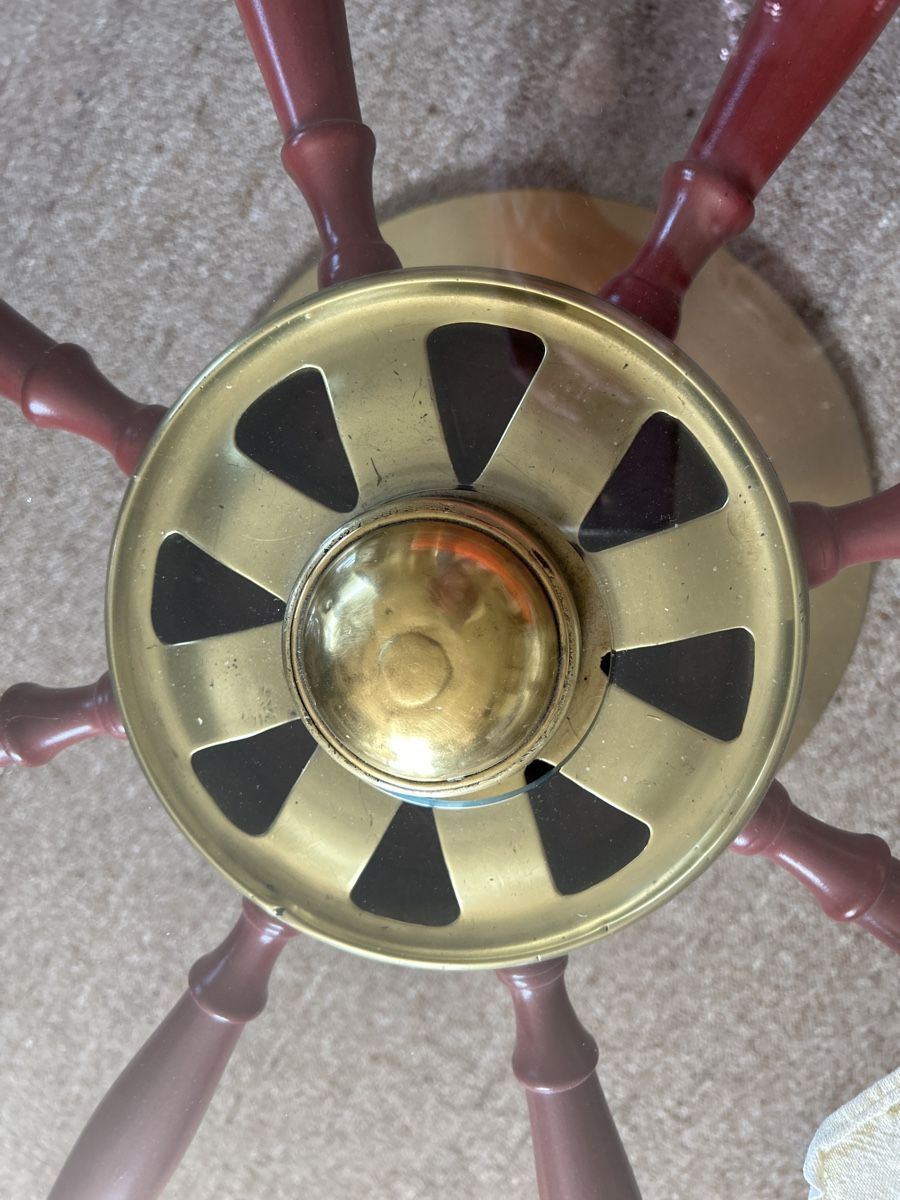 Tavoli: Couchtisch Schiffsrad, Vintage, Glasplatte, Messing – Usato da Veltheim AG venduto da Born73tanzen 5