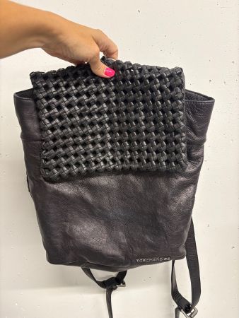 Taschendieb Rucksack aus Leder schwarz geflochten