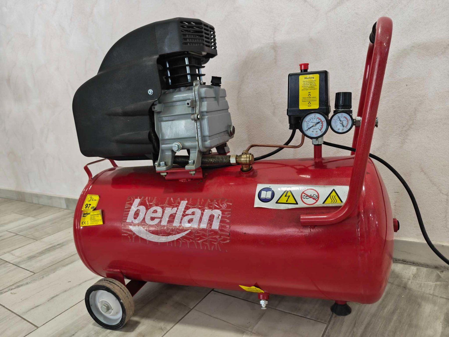 Compressori: Druckluft Kompressor 50 Liter Druckluftkompressor Kolben – Usato da Baar venduto da Werkzeugzentrum 6