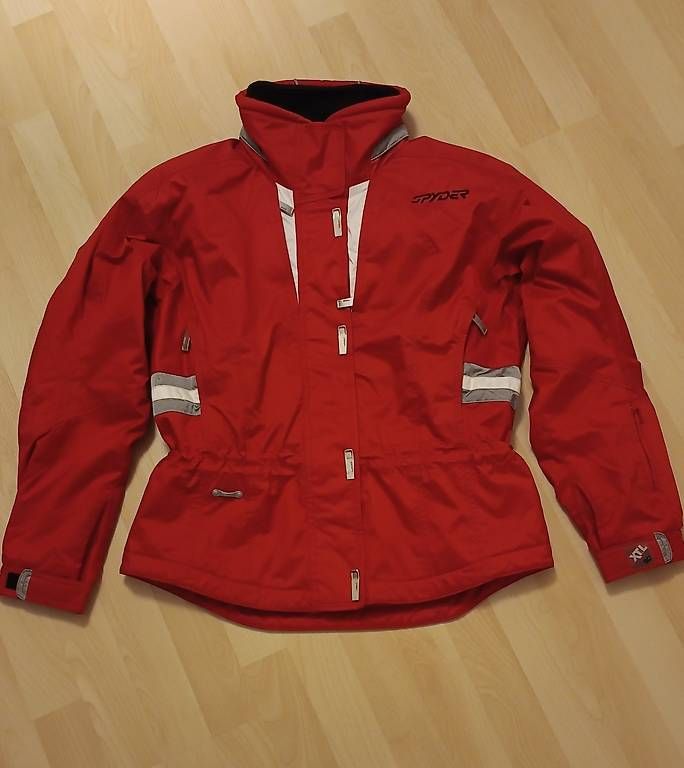 Jacken: Ski Jacke Damen Spyder – Gebraucht aus Worb von Meandyou0