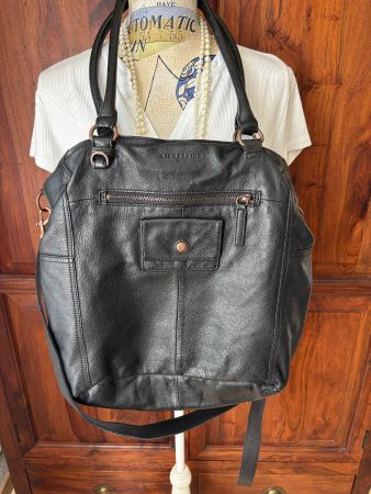 LIEBESKIND Ledertasche auch zum Umhängen neuwertig