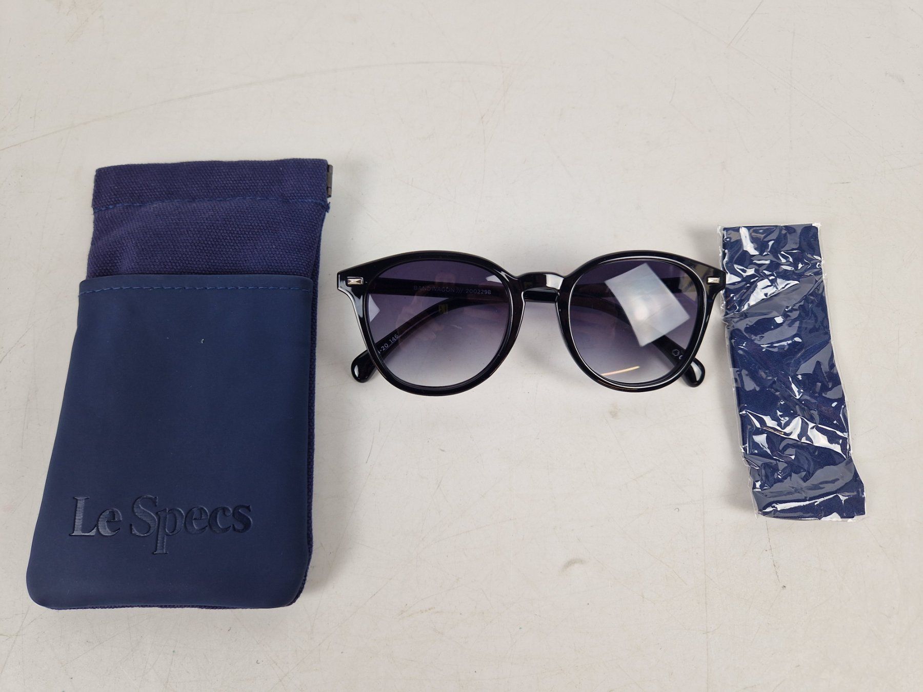 Occhiali & Lenti: LE SPECS Sonnenbrille – Nuovo (secondo la descrizione) da Muhen venduto da Restwert_Muhen