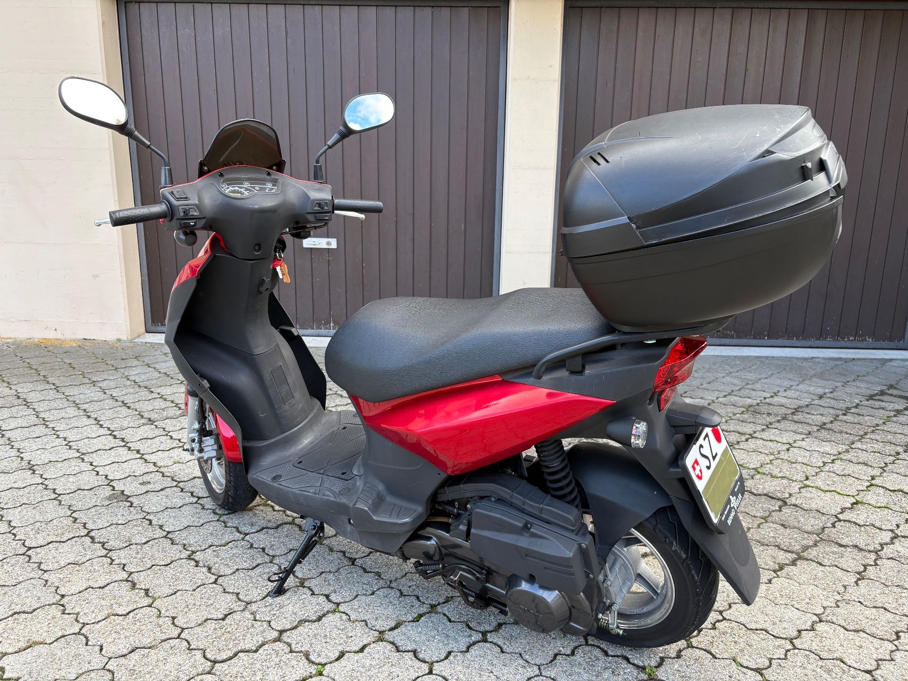 Sym Scooters: Roller SYM Orbit 125 ab Fr. 1.- – Gebraucht aus Einsiedeln von E-Street 4