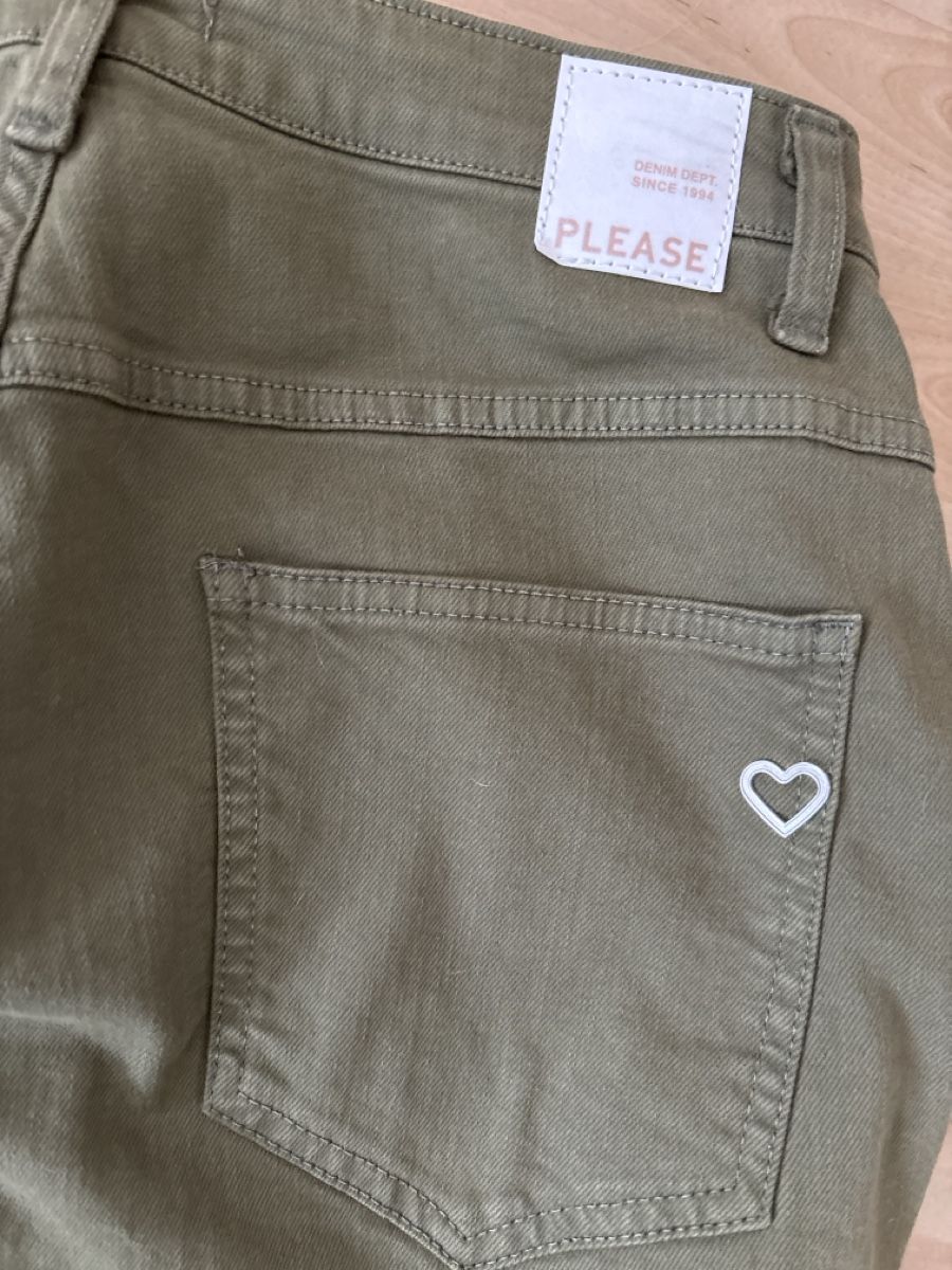 Please Jeans Pantaloni: Please Khaki Hose im Culottes Stil! – Usato da langenthal venduto da rundholz7 5