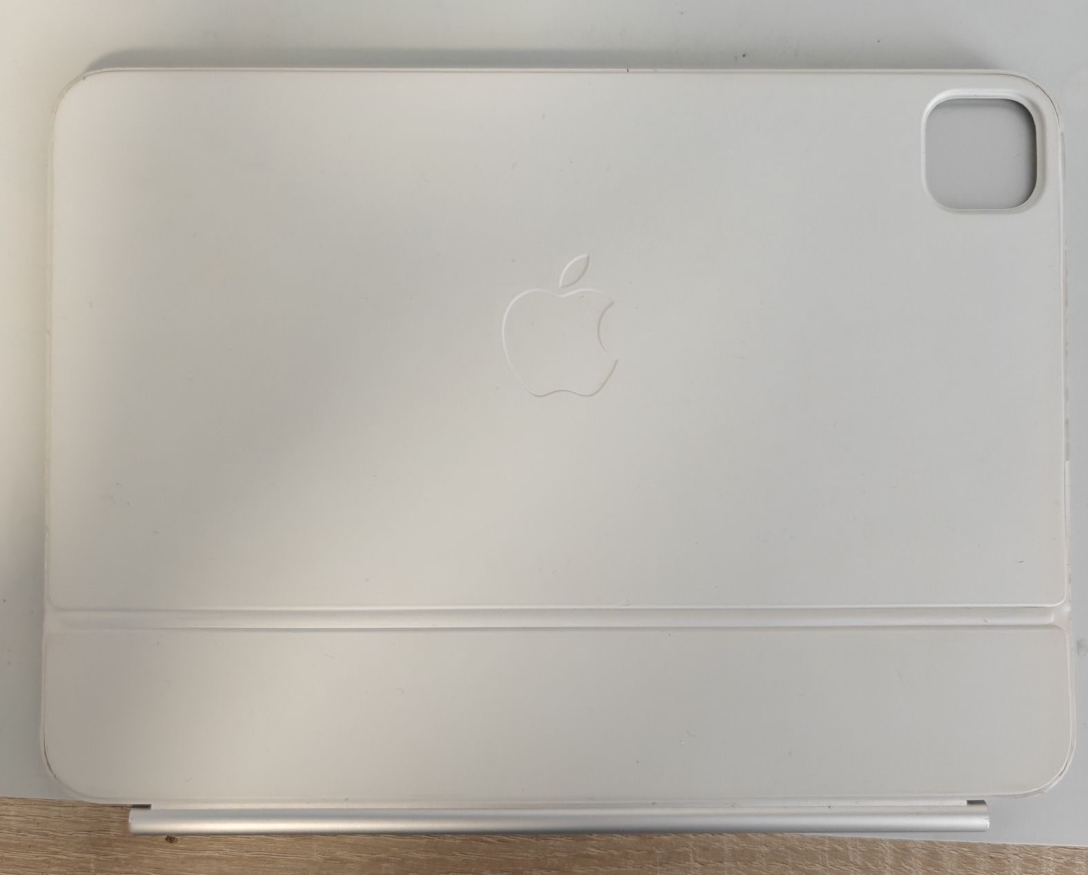 Apple Tastiere: Apple Magic Keyboard für iPad Pro 11'' A2975 – Difettoso da Ehrendingen venduto da Rocky985