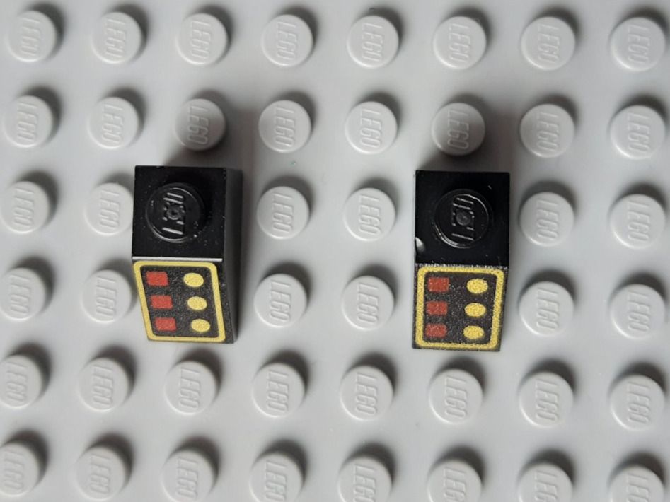 Lego Kit di costruzioni: LEGO - Slope - 3040p01 – Usato da Muhen venduto da Legoholic 1